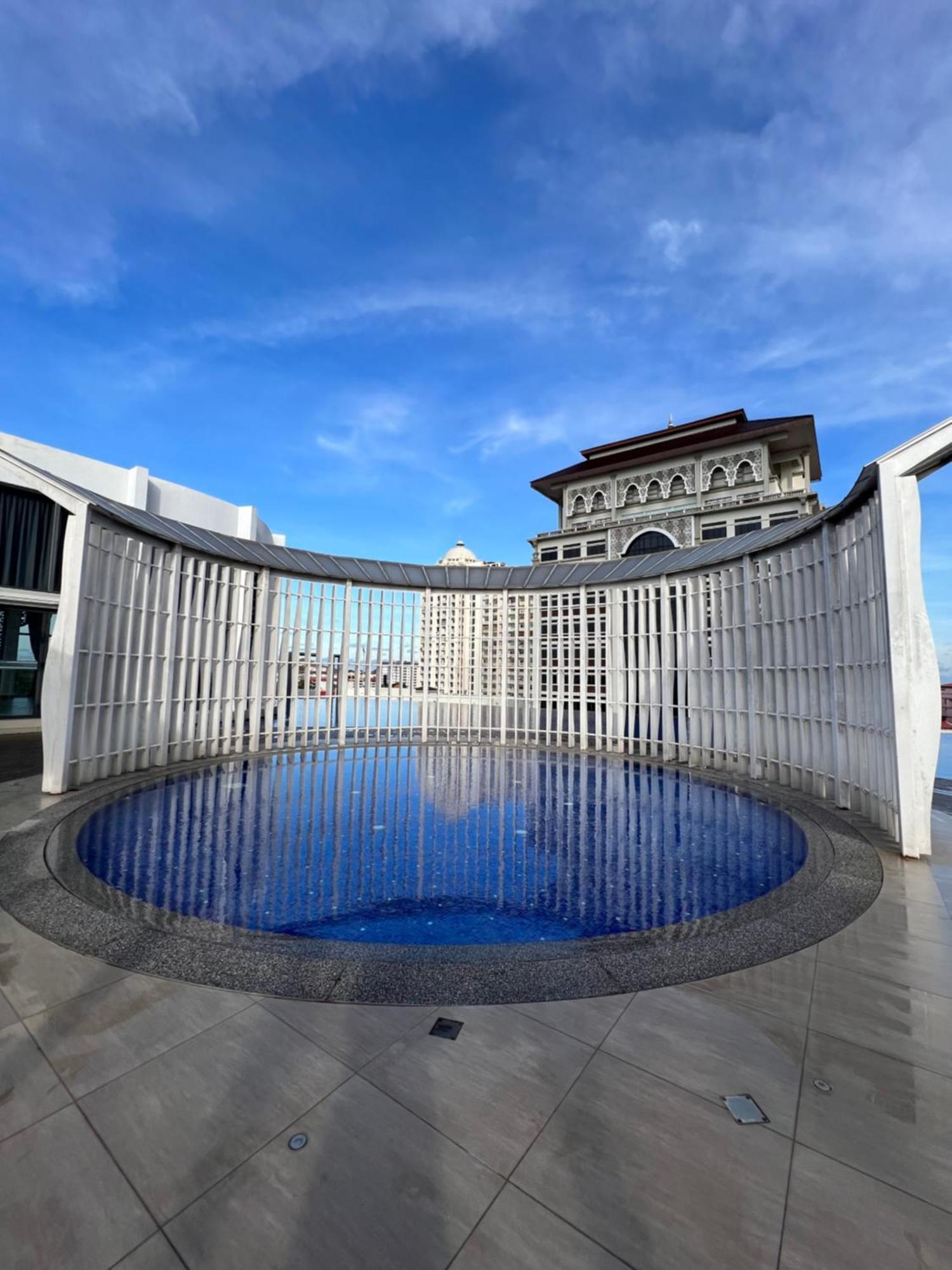 Rizz Residence Troika Kb 哥打巴鲁 外观 照片